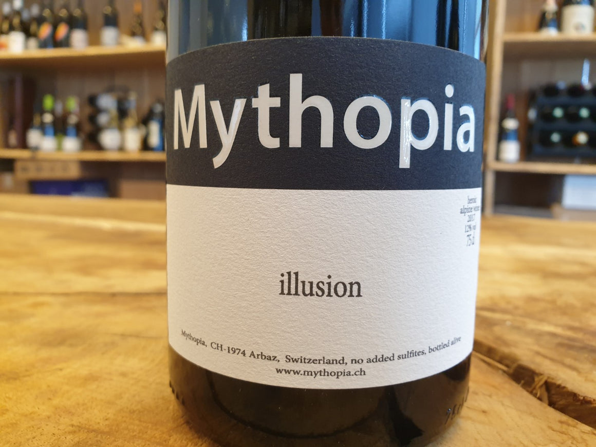 Mythopia_Illusion_pinot_noir_kl.jpg